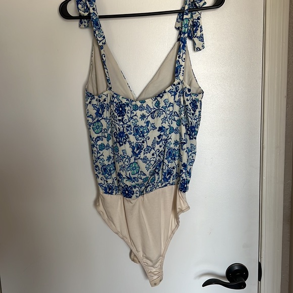 Vici dolls bodysuit tank with tie straps - Picture 3 of 5